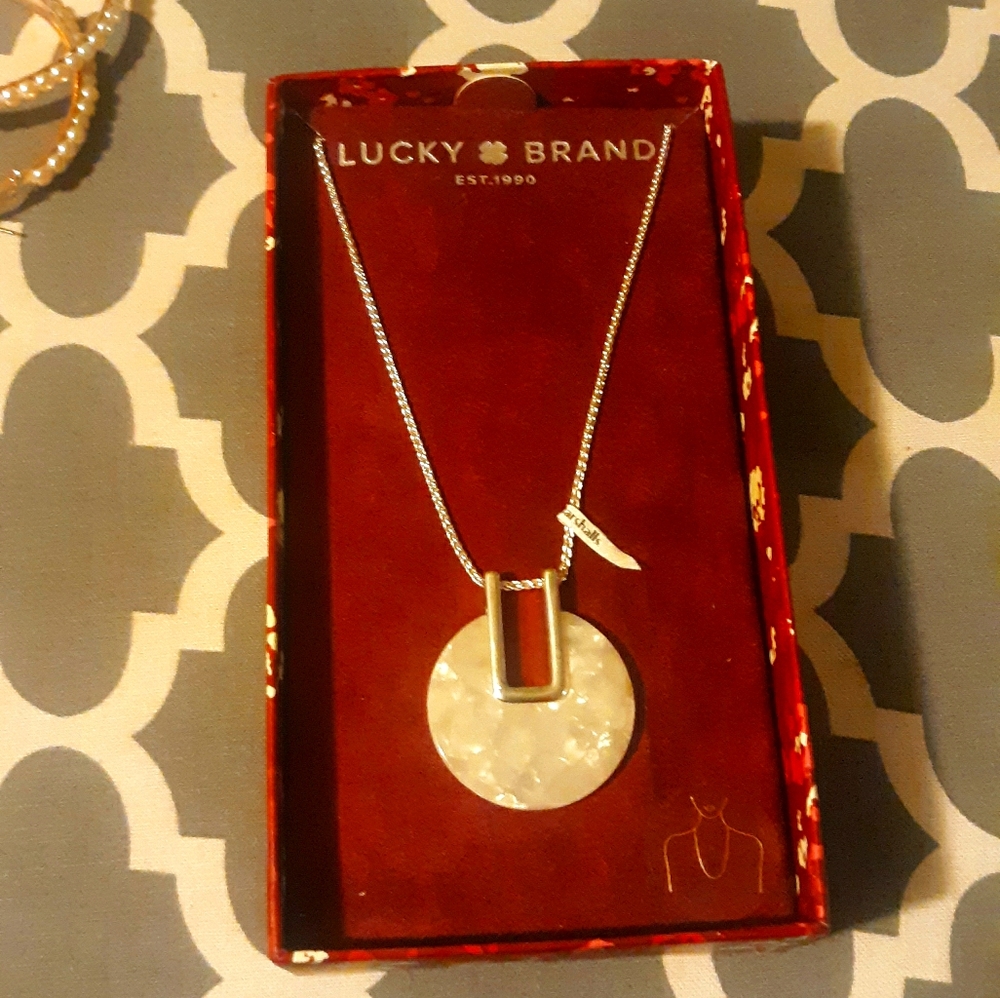 NWT Lucky Brand Necklace